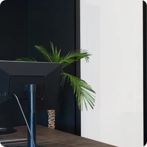 機能性液晶ブラインド